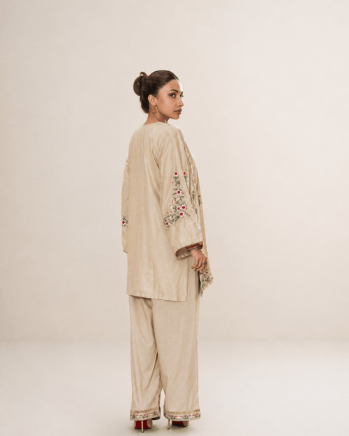 NAWAL SAHARA beige floral embroidered cotton co-ord back